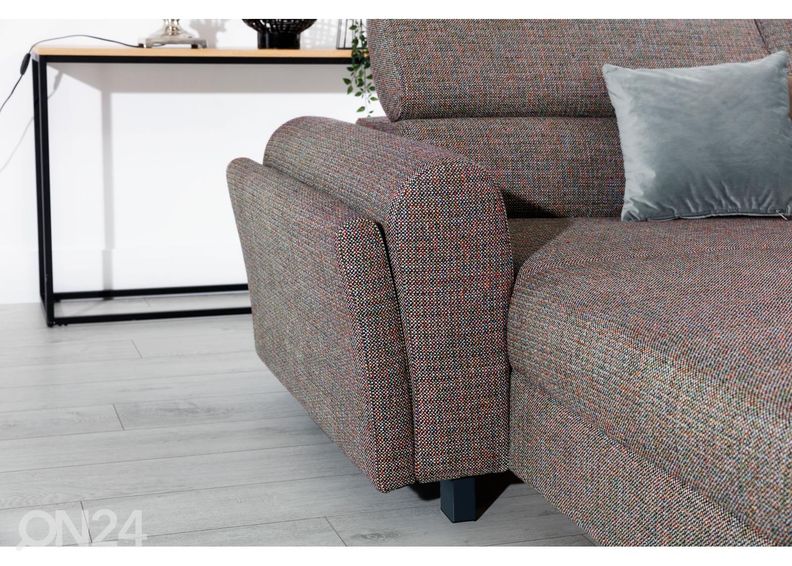 Divaanivuodesohva vuodevaatelaatikolla kuvasuurennos