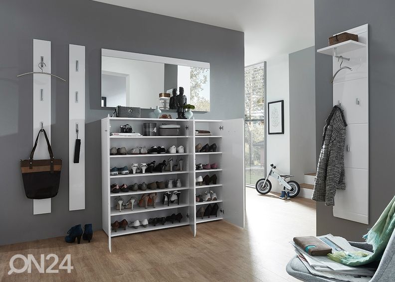 Eteiskaappi Adana kuvasuurennos