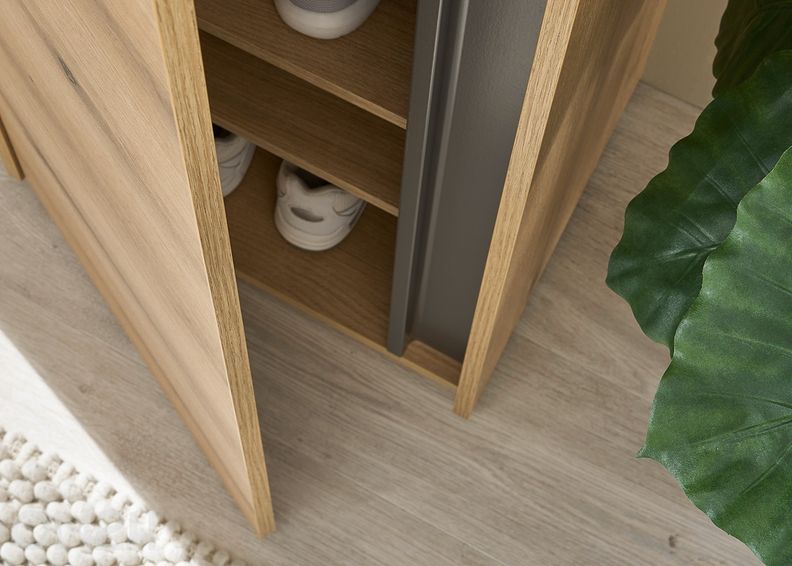 Eteiskaappi City kuvasuurennos