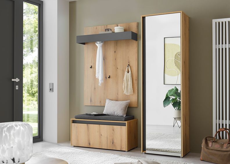 Eteiskalusteet City kuvasuurennos