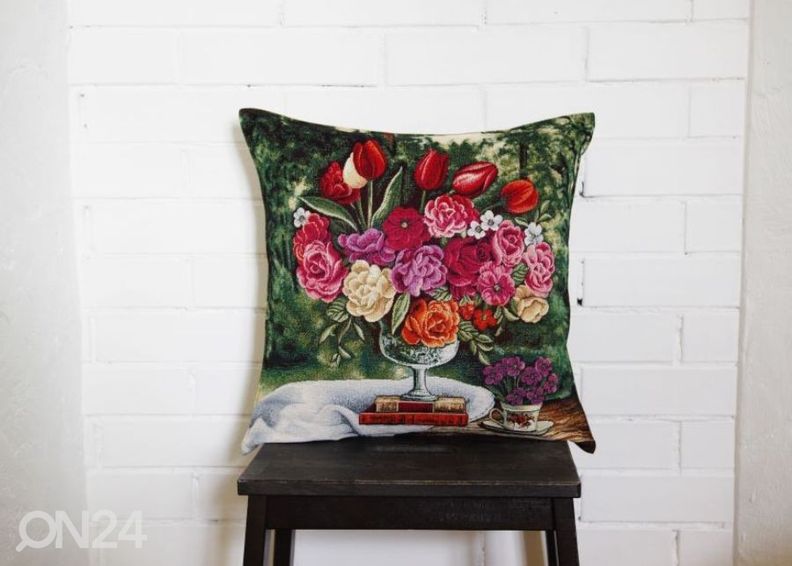 Gobeliinikankainen koristetyyny Centro 45x45 cm kuvasuurennos