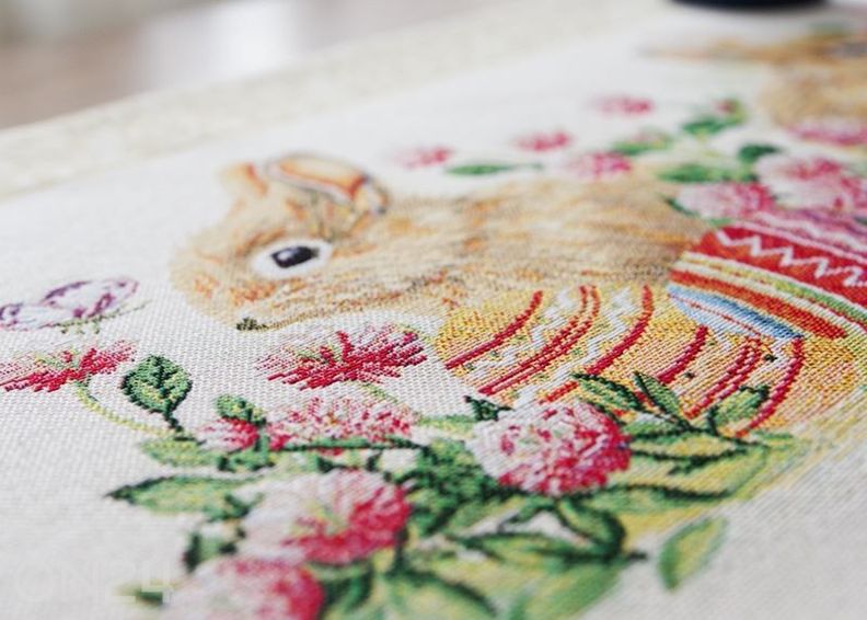 Gobeliinikankainen liina Kanin 37x68 cm kuvasuurennos