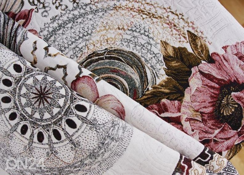 Gobeliinikankainen pöytäliina BERGAMO 140x140 cm kuvasuurennos