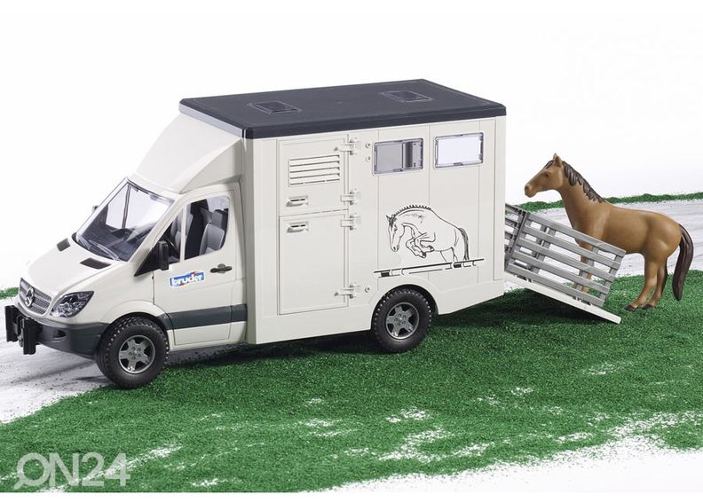 Hevoskuljetusauto MERCEDES-BENZ kuvasuurennos