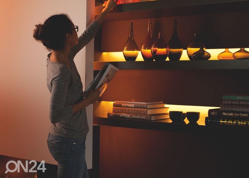 Hue White and Colour ambience valonauha 2 m V4 kuvasuurennos