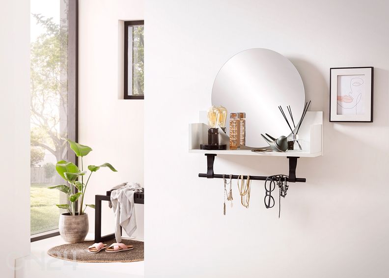 Hylly peilillä Ella kuvasuurennos