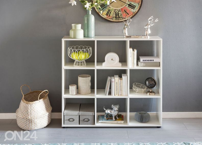 Hylly, valkoinen kuvasuurennos