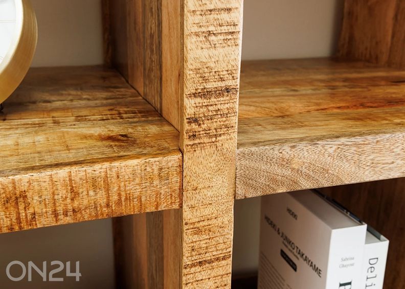 Hyllykkö Iron Craft kuvasuurennos