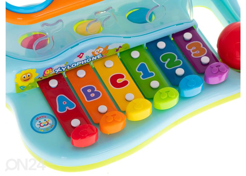 Interaktiivinen ksylofoni palloilla kuvasuurennos