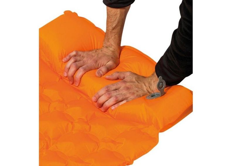 Itsetäyttyvä makuualusta FERRINO Air Lite Pillow kuvasuurennos