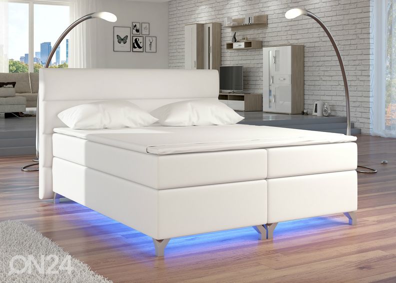 Jenkkisänky vuodevaatelaatikolla 160x200 cm kuvasuurennos