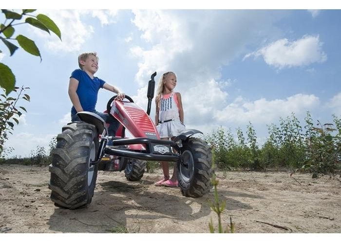 Karting-auto BERG GO- CASE IH BFR kuvasuurennos