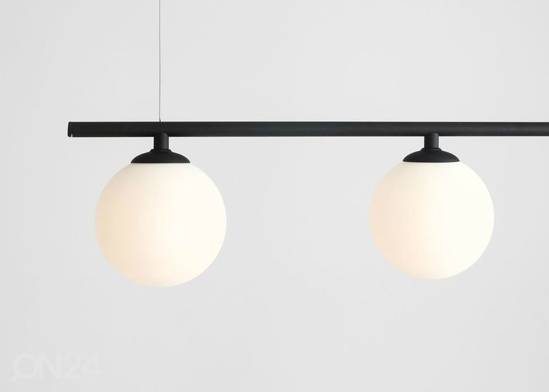 Kattovalaisin Beryl kuvasuurennos