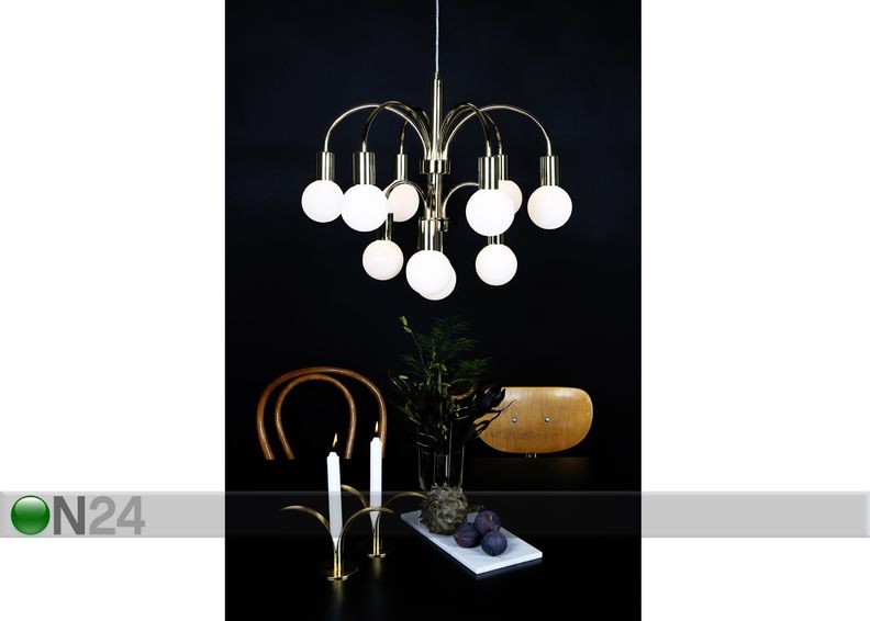 Kattovalaisin Grace kuvasuurennos