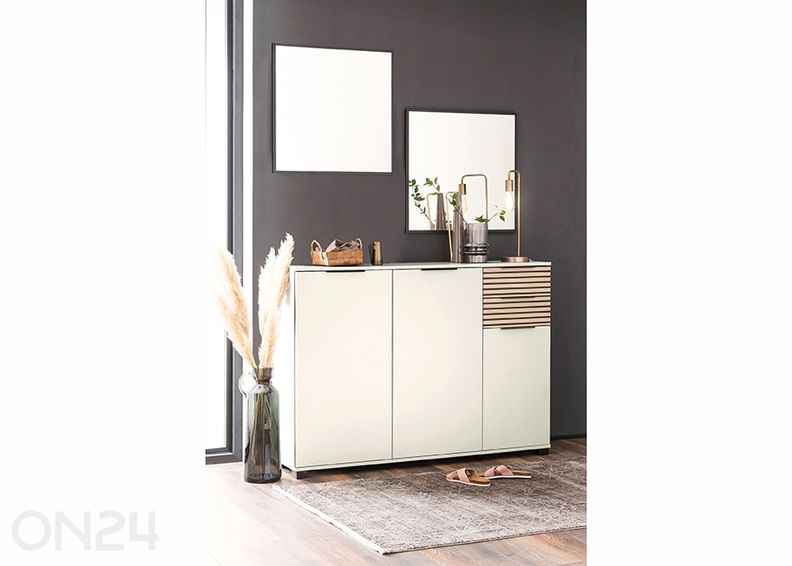 Kenkäkaappi Alexa kuvasuurennos