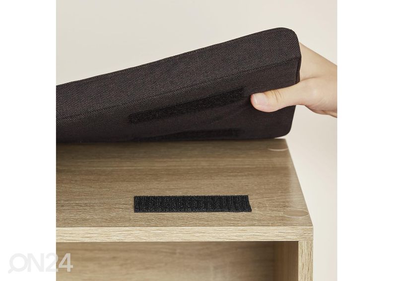 Kenkäteline / penkki kuvasuurennos