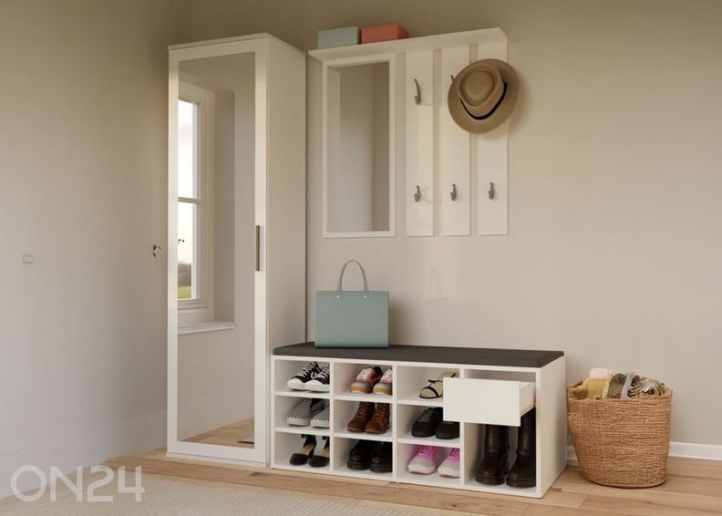 Kenkäteline / penkki Tallinn kuvasuurennos