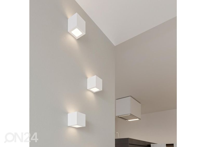 Keraaminen seinävalaisin Leo, valkoinen kuvasuurennos