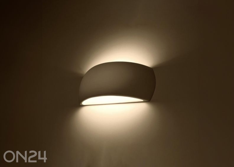 Keraaminen seinävalaisin Pontius, valkoinen kuvasuurennos