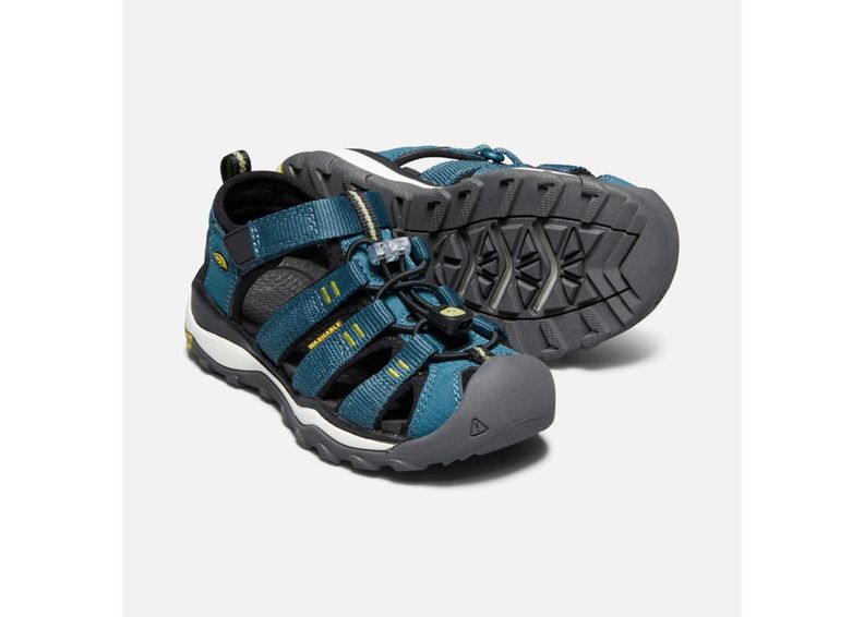 Kevyet, urheilulliset lasten retkeilysandaalit kuvasuurennos