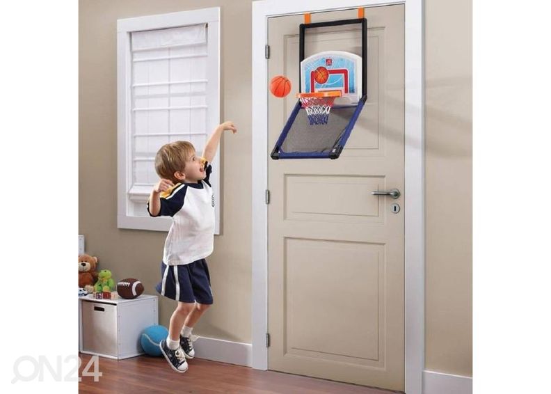 Koripallokorin taustalevy oveen/ lattialle kuvasuurennos