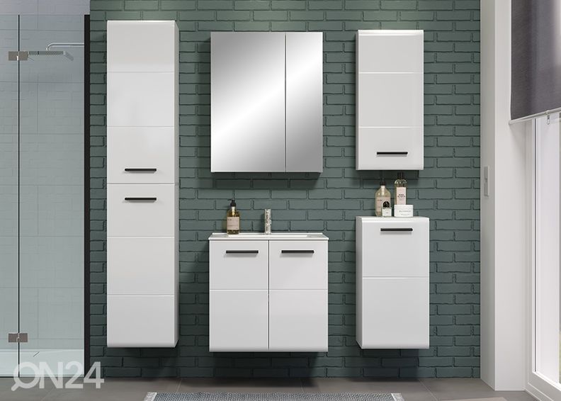 Korkea kylpyhuoneen kaappi Riva kuvasuurennos