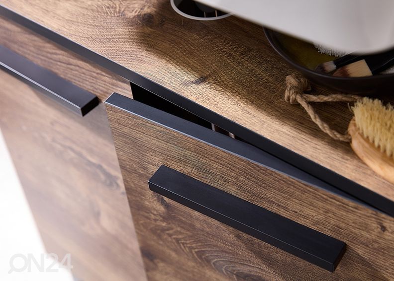 Kylpyhuoneen allaskaappi kuvasuurennos