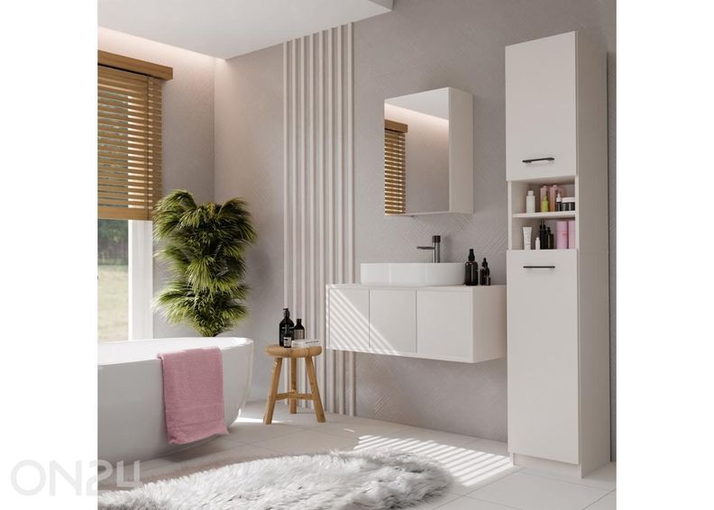 Kylpyhuoneen kaappi peilillä kuvasuurennos