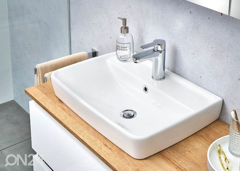 Kylpyhuoneen kalusteet 360 kuvasuurennos