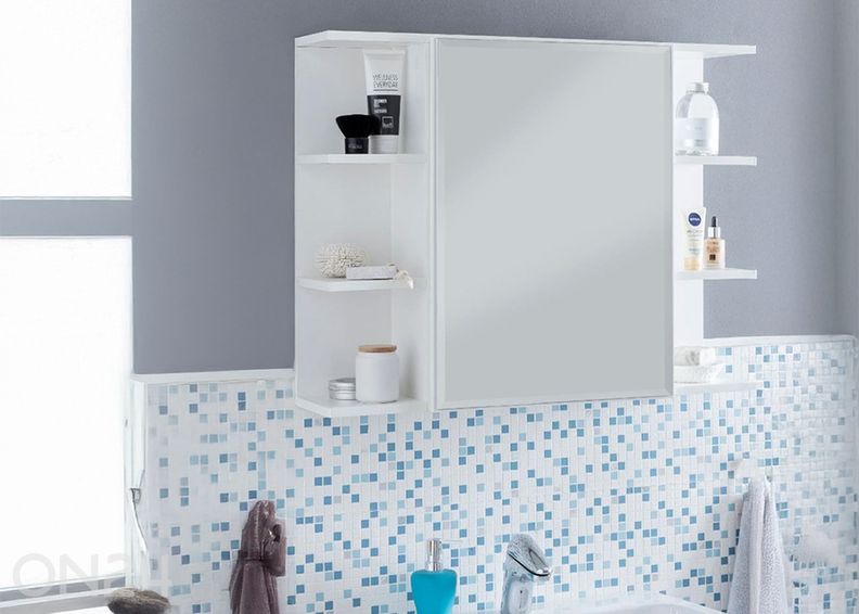 Kylpyhuoneen peilikaappi 64,5x80 cm kuvasuurennos