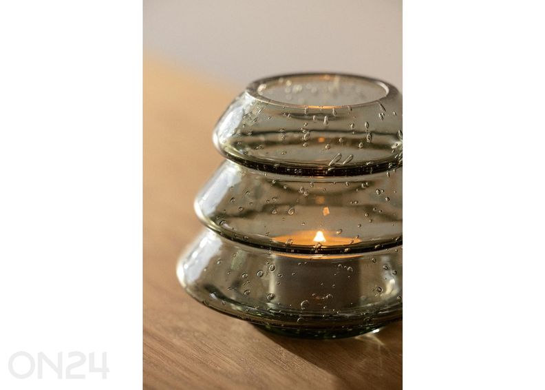 Kynttilä alusta Gran 12 kuvasuurennos