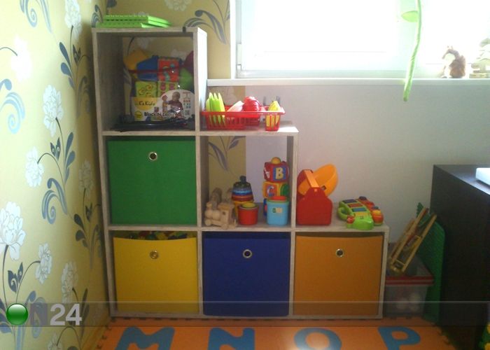 Laatikko MEGA 3 kuvasuurennos