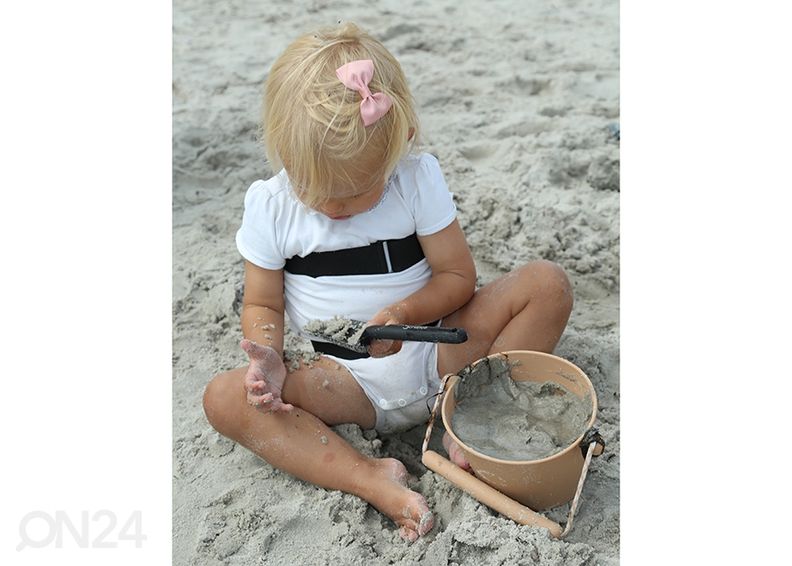 Lapio Scrunch, musta kuvasuurennos