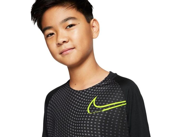 Lasten jalkapallopaita Nike CR7 Dry Top SS Jr CD1076-010 kuvasuurennos