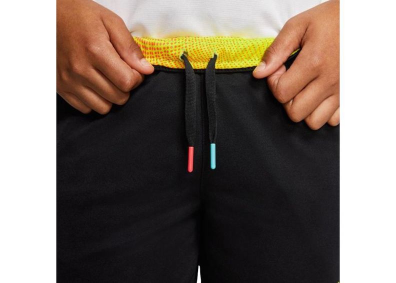 Lasten jalkapalloshortsit Nike Dry CR7 Jr CD1181-010 kuvasuurennos