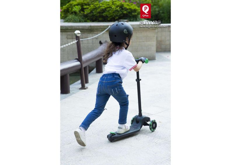 Lasten potkulauta LED-valoilla QPlay Volare kuvasuurennos