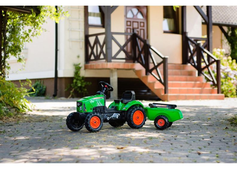 Lasten traktori Supercharger kuvasuurennos