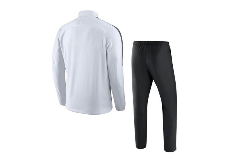 Lasten verryttelyasu Nike kuvasuurennos