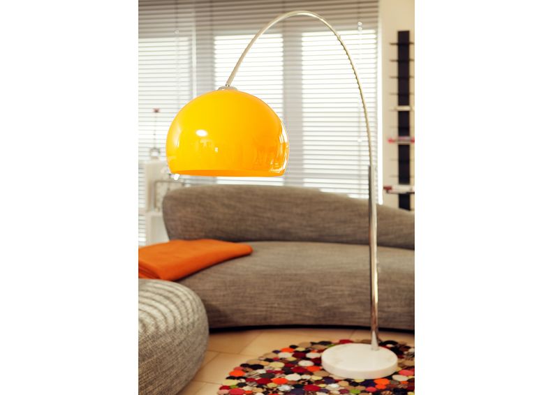 Lattiavalaisin kuvasuurennos