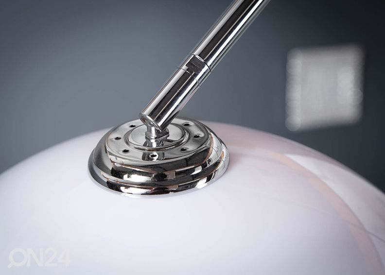 Lattiavalaisin Big Bow kuvasuurennos