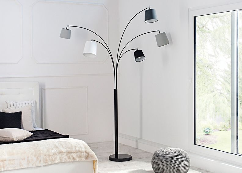 Lattiavalaisin Levels kuvasuurennos