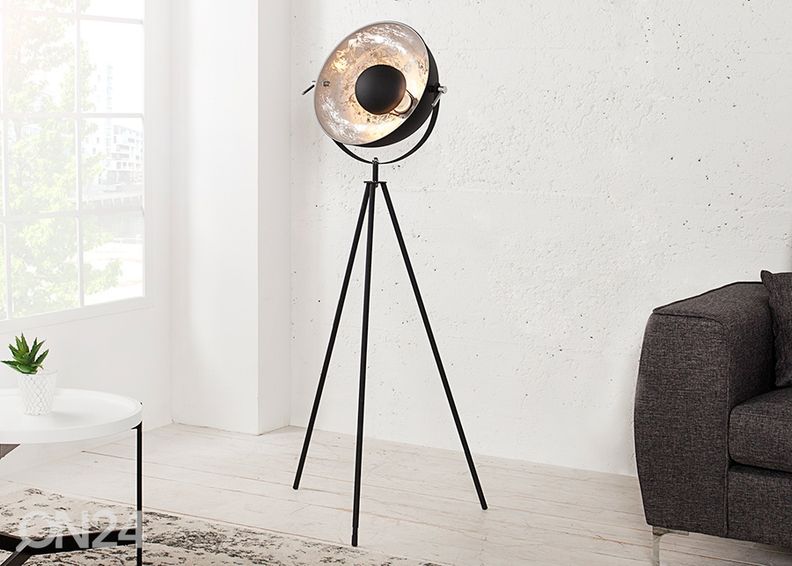 Lattiavalaisin Studio kuvasuurennos