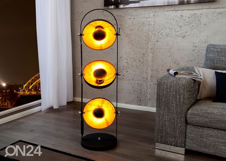 Lattiavalaisin Studio kuvasuurennos