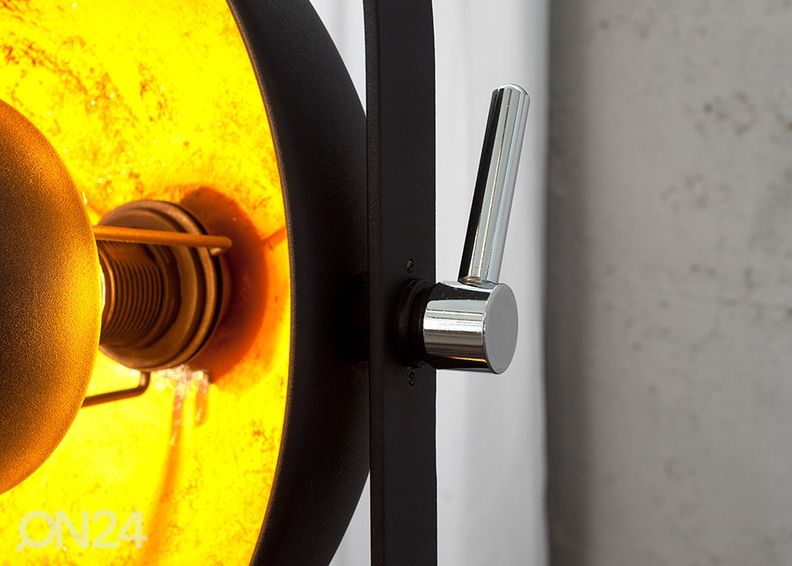 Lattiavalaisin Studio kuvasuurennos