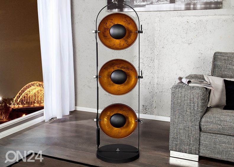 Lattiavalaisin Studio kuvasuurennos