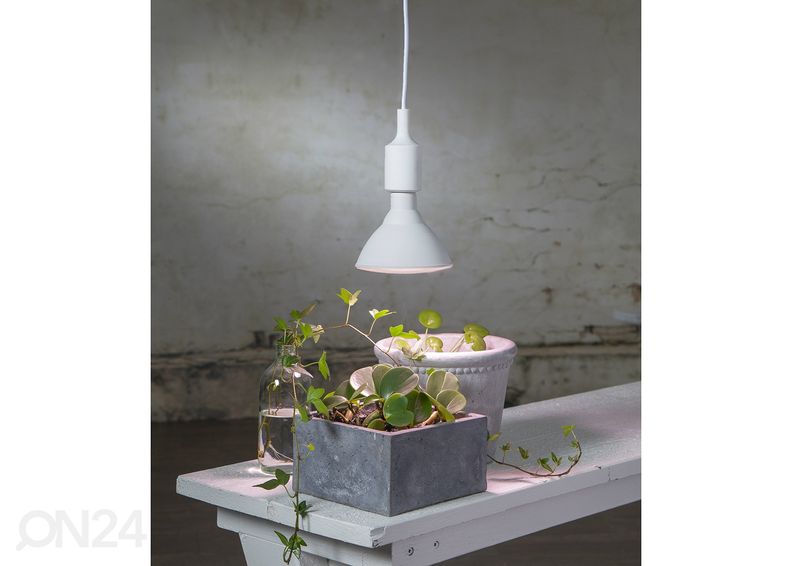 LED-kasvilamppu E27 16 W kuvasuurennos