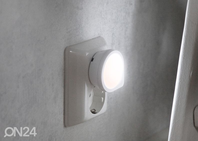 LED yövalaisin tunnistimella kuvasuurennos