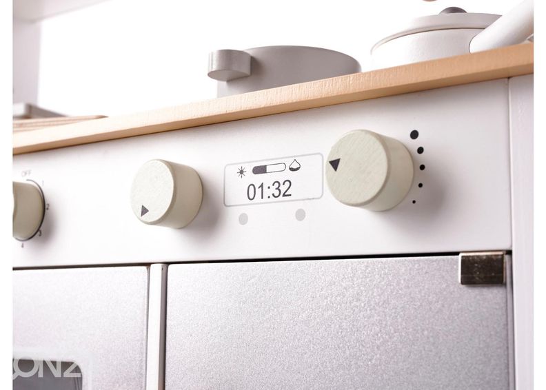 Leikkikeittiö tarvikkeilla kuvasuurennos