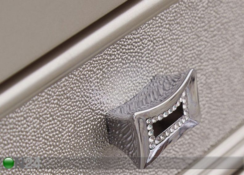 Lipasto kuvasuurennos