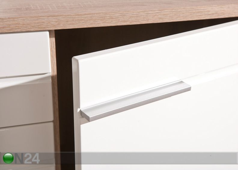 Lipasto ABSOLUTO 14 kuvasuurennos